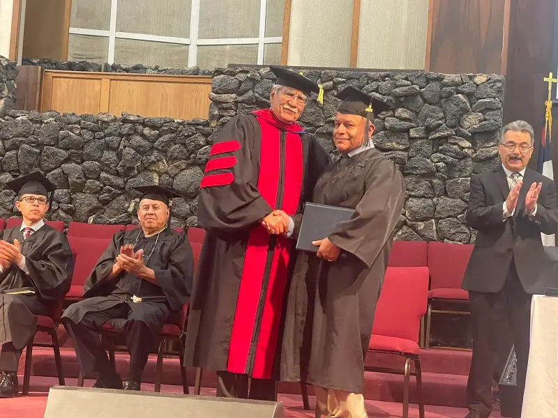 Ceremonia de graduación en el santuario